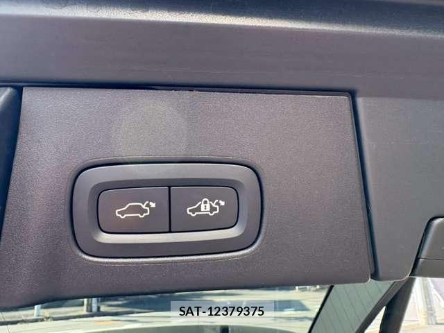 Volvo V90 2017-04 8071019-16