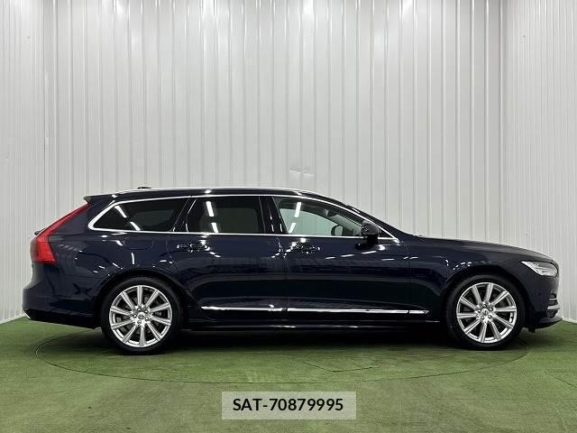 Volvo V90 2019-09 8071689-14