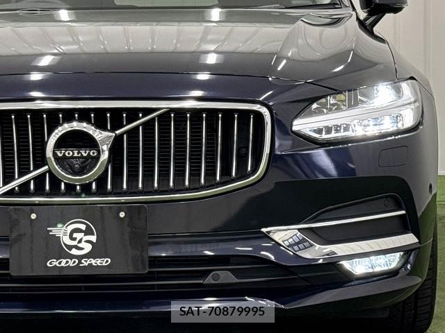Volvo V90 2019-09 8071689-17