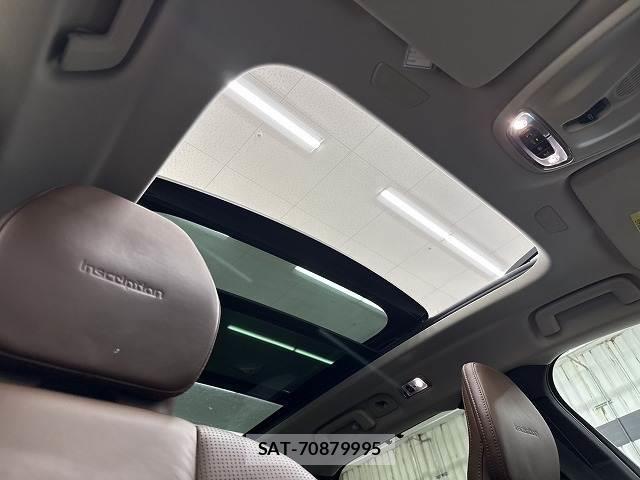 Volvo V90 2019-09 8071689-4