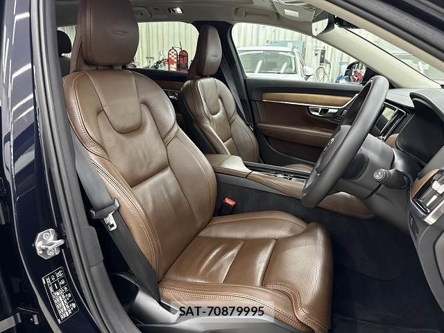 Volvo V90 2019-09 8071689-8