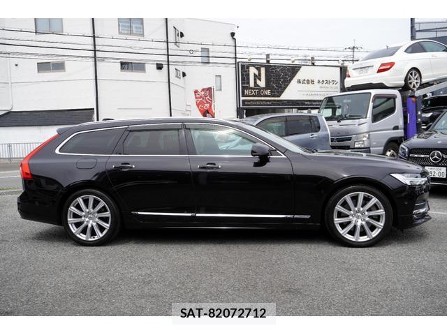 Volvo V90 2019-04 8071915-2