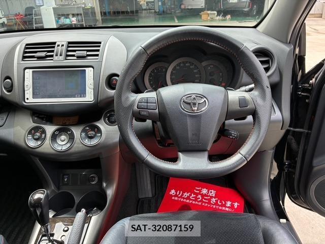 Toyota VANGUARD 2014-02 8071626-11