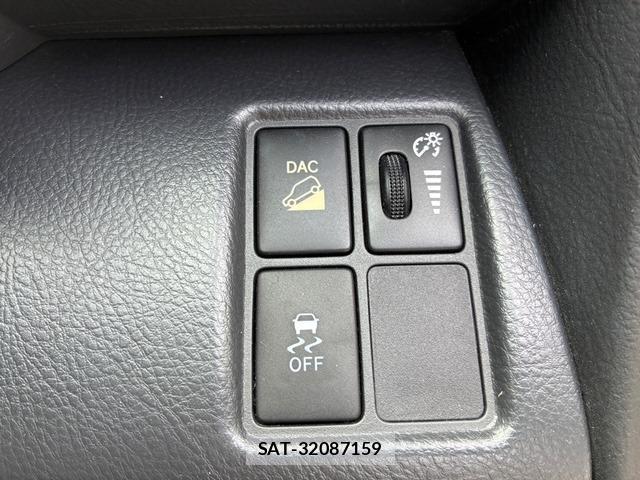 Toyota VANGUARD 2014-02 8071626-18