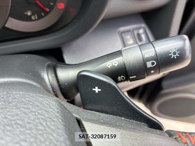 Toyota VANGUARD 2014-02 8071626-19