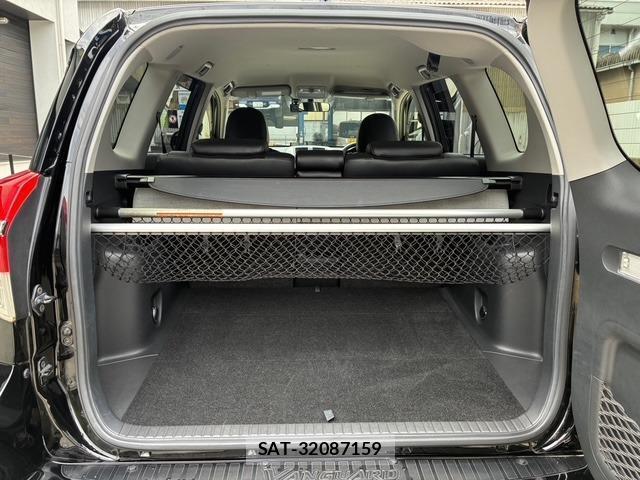Toyota VANGUARD 2014-02 8071626-8