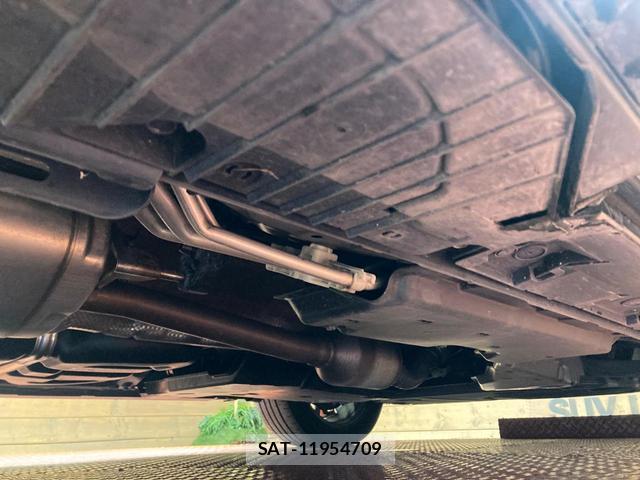 Toyota VELLFIRE 2024-10 8071053-18