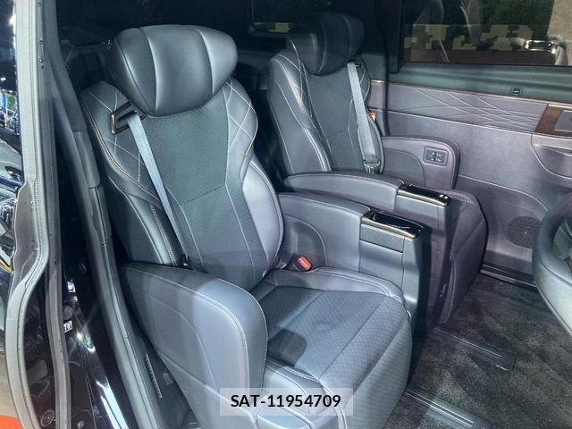 Toyota VELLFIRE 2024-10 8071053-8