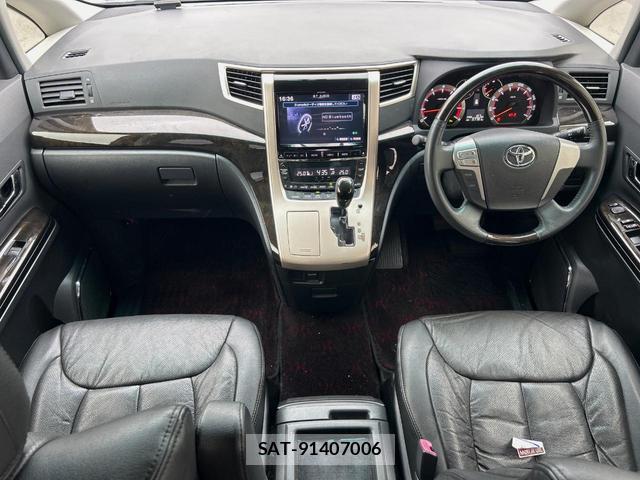 Toyota VELLFIRE 2014-06 8071226-1