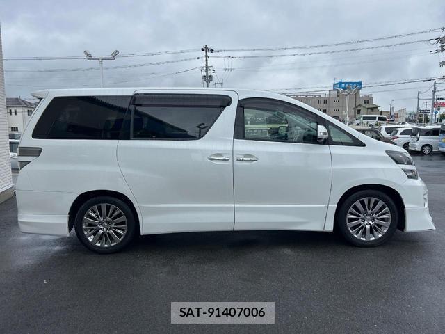 Toyota VELLFIRE 2014-06 8071226-17