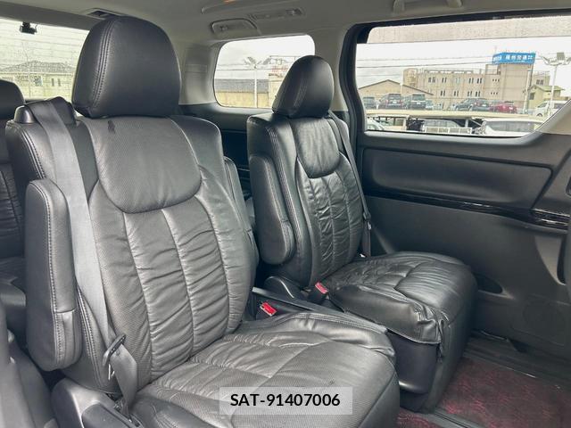 Toyota VELLFIRE 2014-06 8071226-8