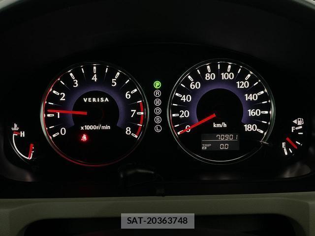 Mazda VERISA 2013-05 8072463-15