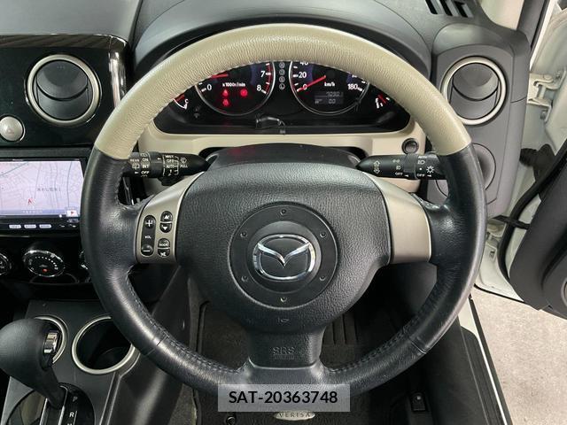 Mazda VERISA 2013-05 8072463-17