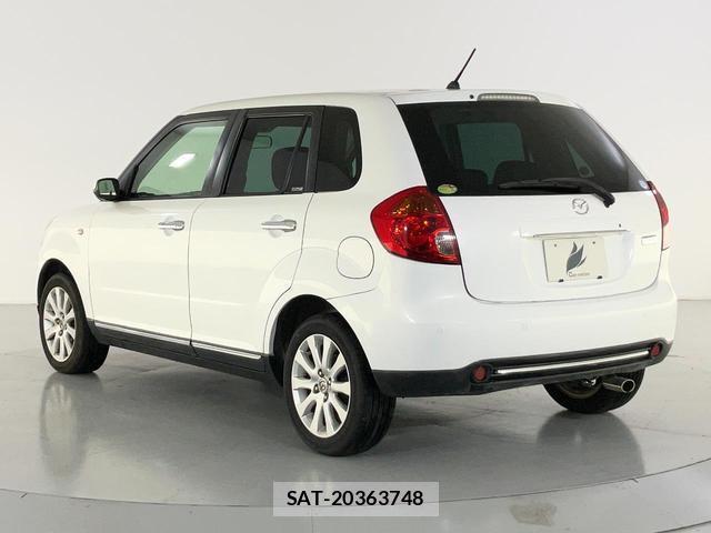 Mazda VERISA 2013-05 8072463-9