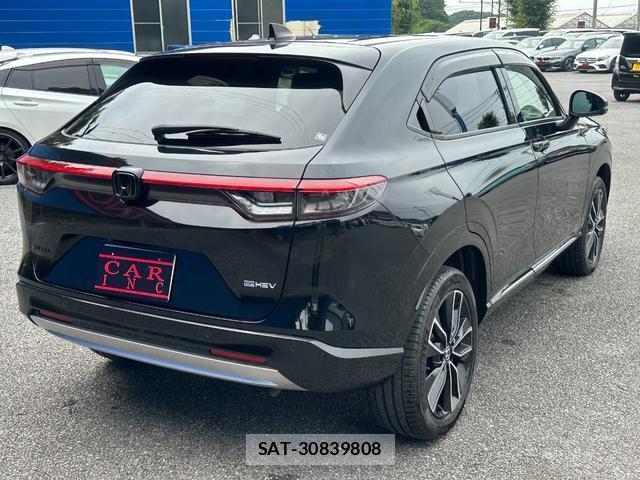 Honda VEZEL 2021-11 8071555-11
