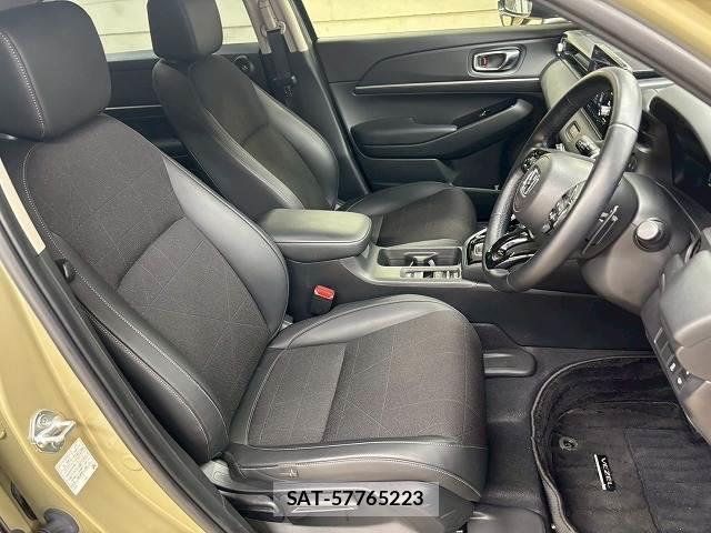 Honda VEZEL 2022-04 8071575-9
