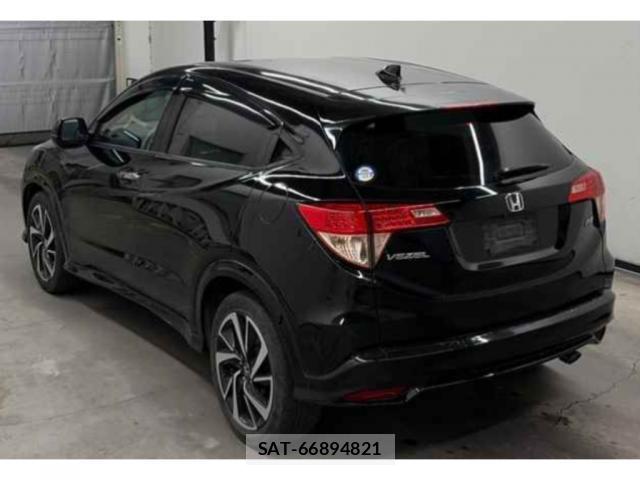 Honda VEZEL 2018-02 8071832-1