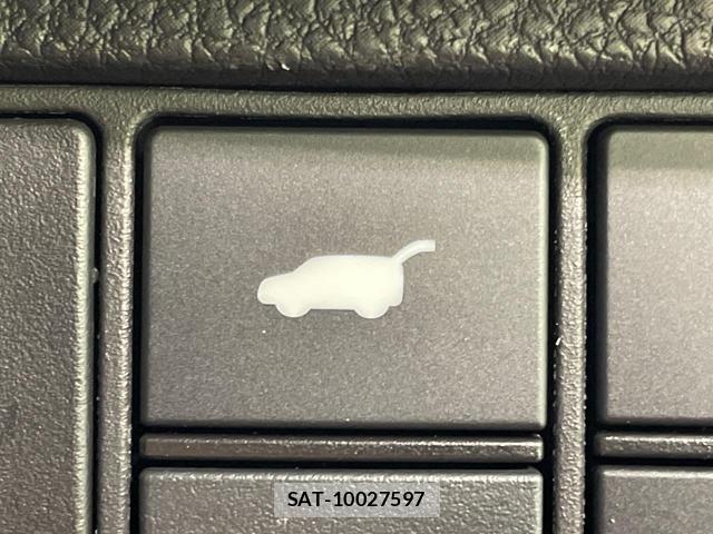 Honda VEZEL 2021-07 8071983-7