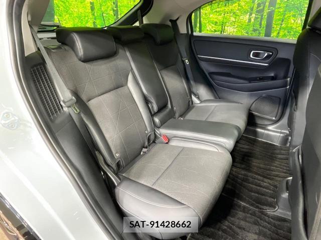 Honda VEZEL 2023-02 8071989-9