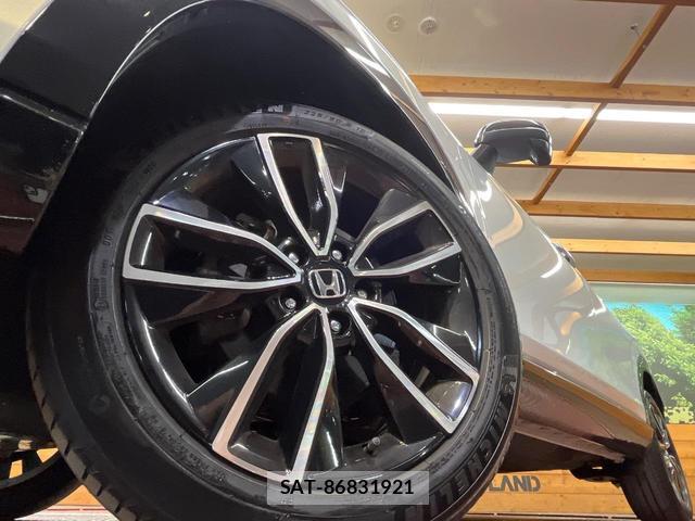 Honda VEZEL 2022-04 8072226-13