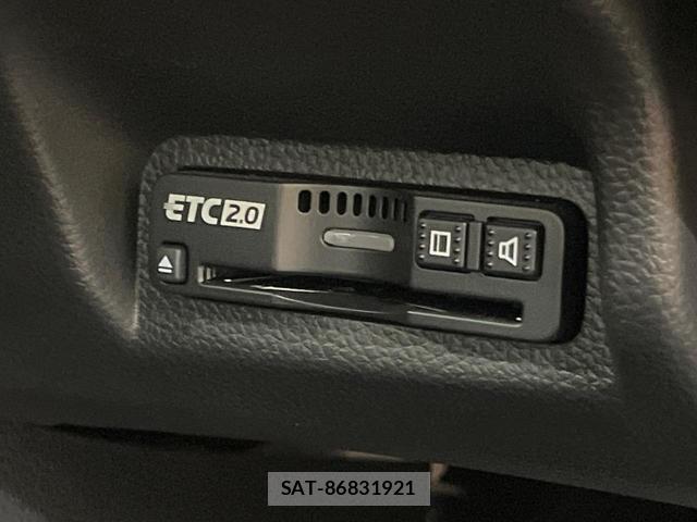 Honda VEZEL 2022-04 8072226-7