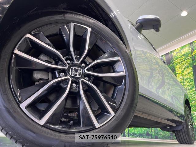 Honda VEZEL 2021-09 8072268-12