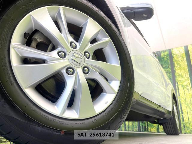 Honda VEZEL 2016-03 8072396-12