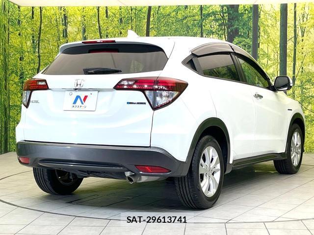 Honda VEZEL 2016-03 8072396-16