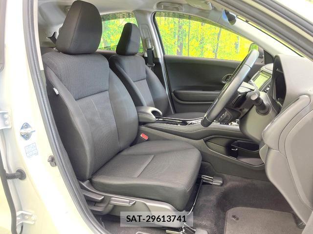 Honda VEZEL 2016-03 8072396-7