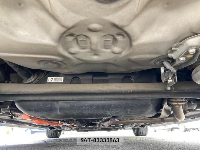 Toyota VITZ 2018-12 8070983-18