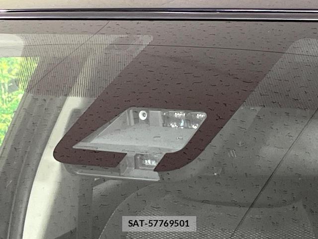 Toyota VITZ 2019-04 8072041-4