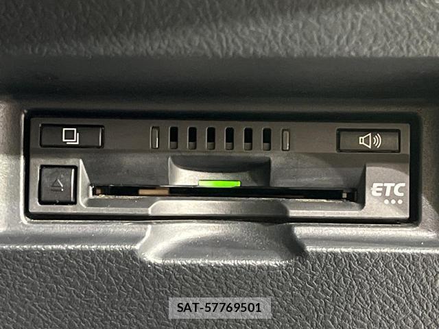 Toyota VITZ 2019-04 8072041-5