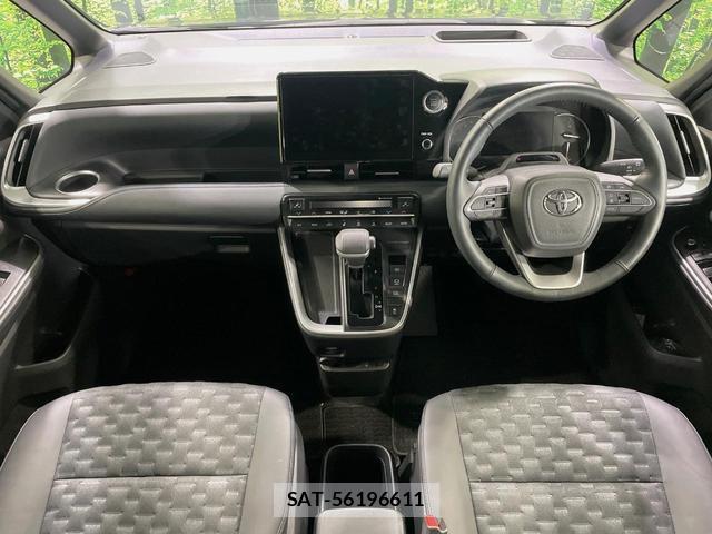 Toyota VOXY 2022-11 8071084-1