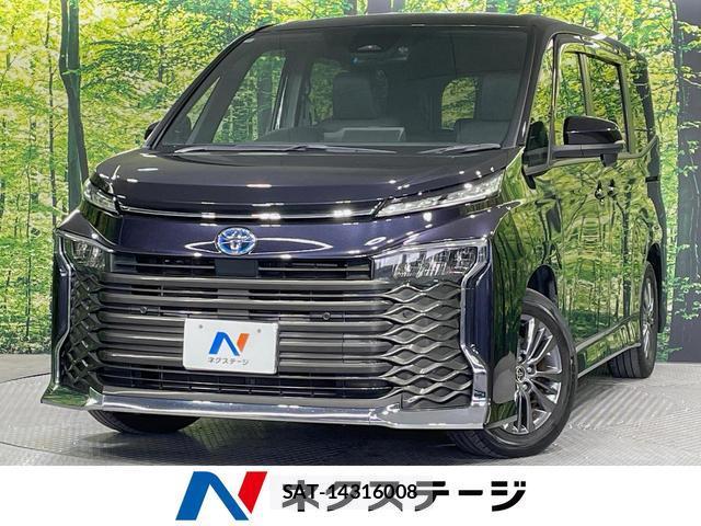 Toyota VOXY 2022-05 8071087-0