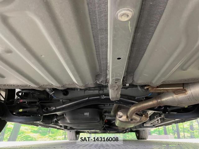Toyota VOXY 2022-05 8071087-19
