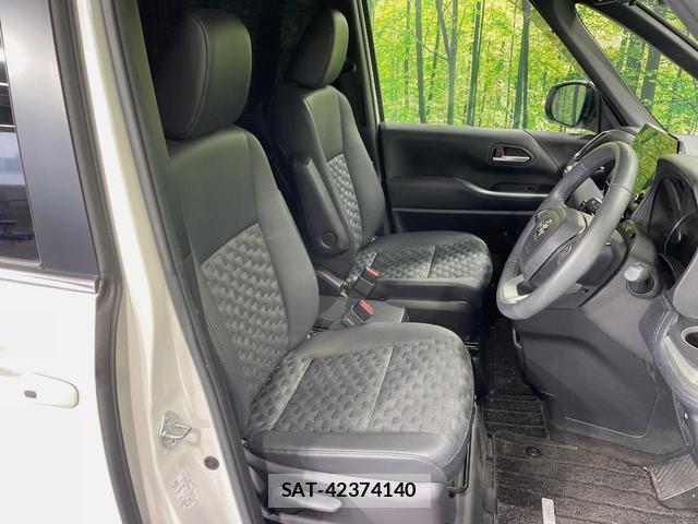 Toyota VOXY 2022-03 8071089-7