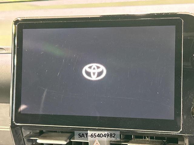 Toyota VOXY 2023-07 8071133-2