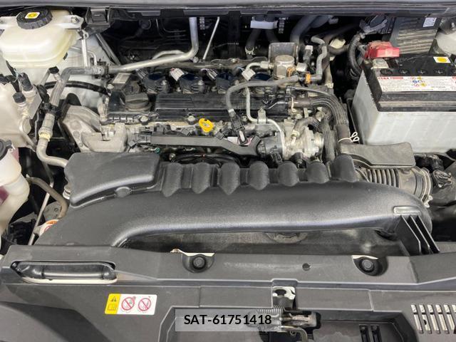 Toyota VOXY 2023-08 8071156-19