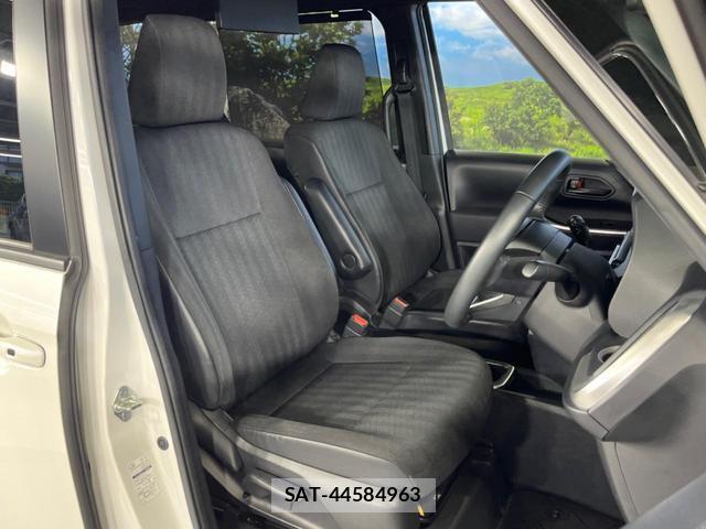 Toyota VOXY 2023-09 8071179-9
