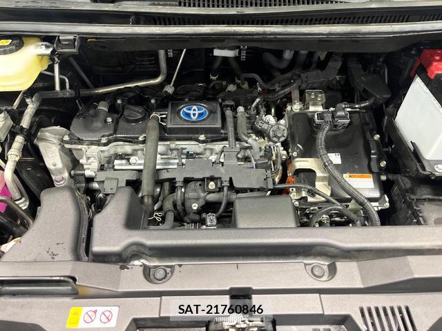 Toyota VOXY 2023-08 8071245-18