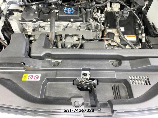 Toyota VOXY 2022-04 8071412-17