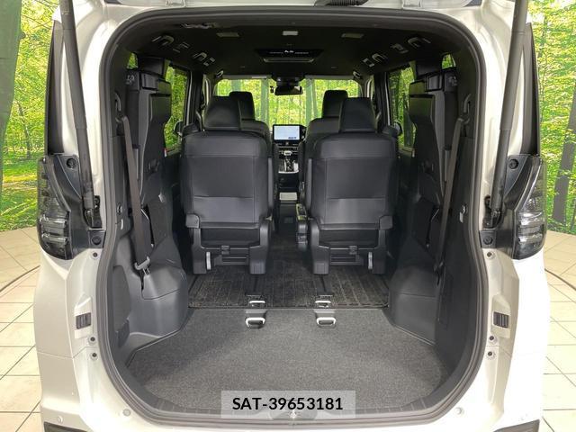 Toyota VOXY 2024-09 8071468-10