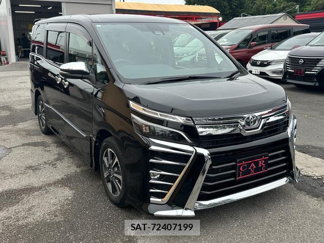 Toyota VOXY 2021-05 8071496-17
