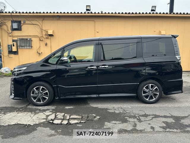 Toyota VOXY 2021-05 8071496-19