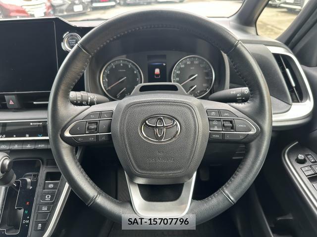 Toyota VOXY 2023-05 8071499-10