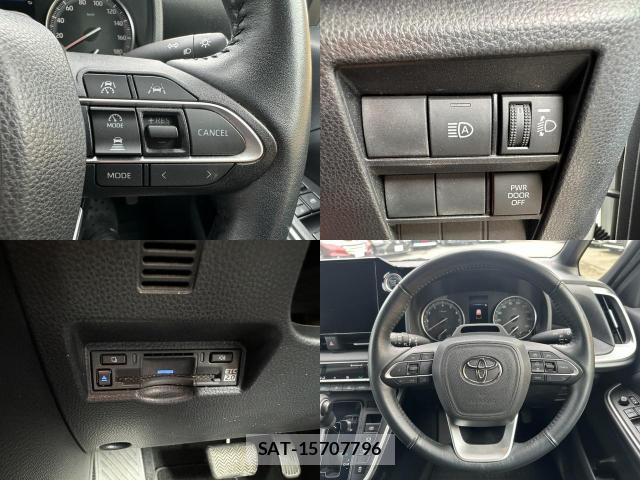 Toyota VOXY 2023-05 8071499-6