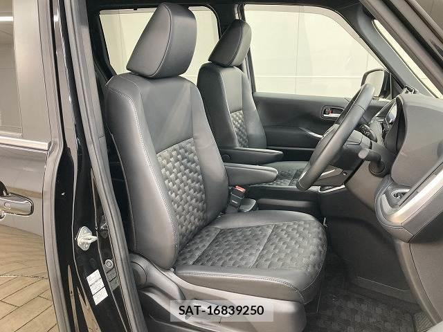 Toyota VOXY 2024-03 8071550-9
