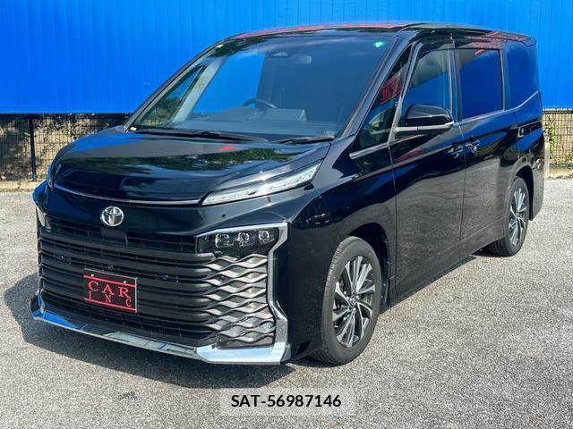 Toyota VOXY 2023-06 8071556-0
