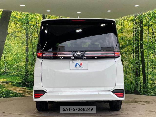 Toyota VOXY 2025-06 8072486-15