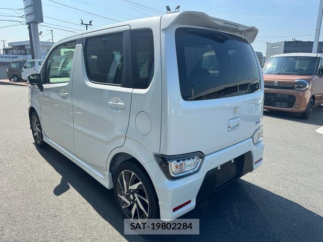 Suzuki WAGON R 2026-06 8072275-14